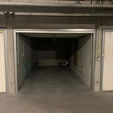 公寓 In Near Marina Views