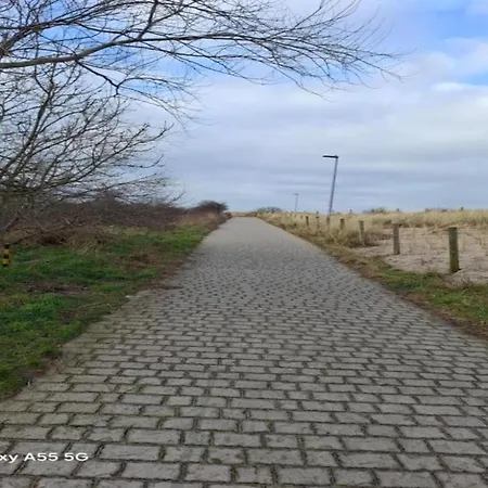 In Near Marina Views 公寓